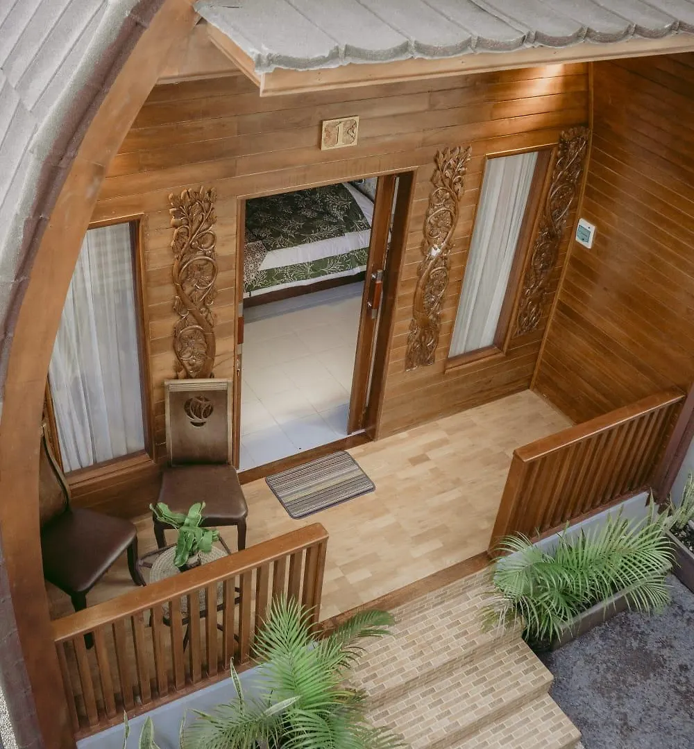 Kubu Silvia Villa Ungasan